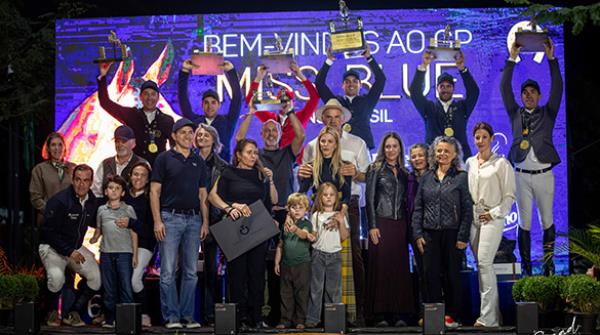 Gabriel Kayan vence o GP Miss Blue no CSN D