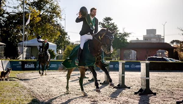 José Roberto Reynoso vence o Campeonato Brasileir
